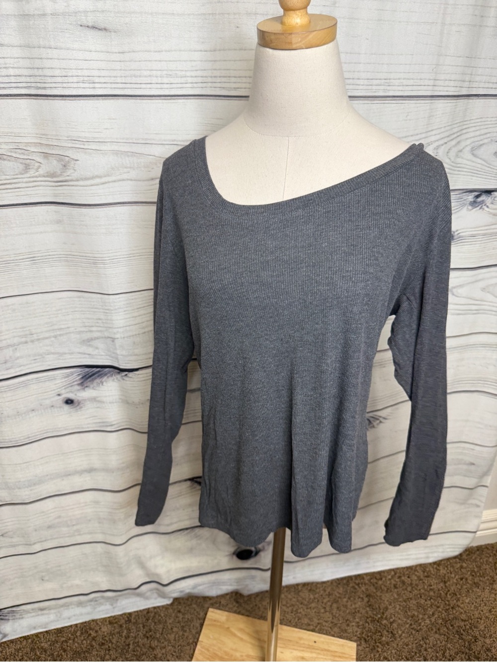 LOFT Charcoal Gray Long-Sleeve Ribbed Knit Top